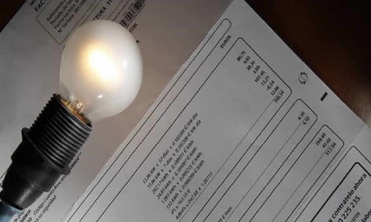 Consideraciones de la CREG para el cálculo de tarifas del servicio de energía eléctrica