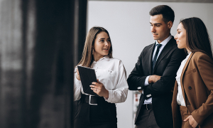 Corte analizó la figura de la desconexión laboral y precisó que ésta implica una dimensión del descanso, un límite al poder subordinante y extensible a todo tipo de empleos