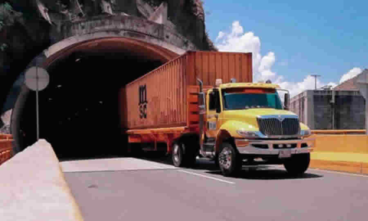 Ministerio de Transporte explicó aspectos sobre la vida útil de los vehículos de servicio público de carga en Colombia