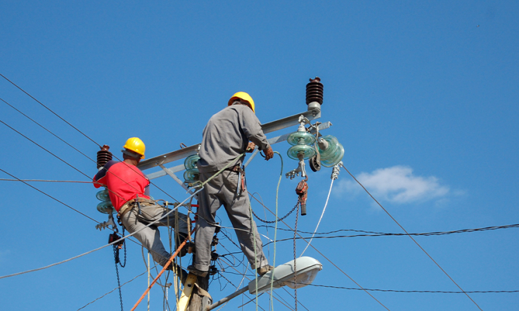 CREG amplía hasta octubre plazo para comentarios sobre la actualización de la metodología de remuneración de la distribución de energía eléctrica en el SIN