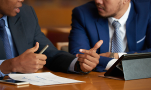 ¿Cuál es el criterio de la Superintendencia de Sociedades frente a la naturaleza jurídica de la escisión impropia o segregación?