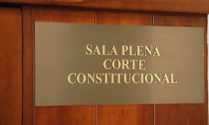 Corte analizó la protección jurídica de quienes presentan una queja por acoso laboral y las limitaciones a la facultad del empleador de no renovar un contrato de trabajo, en el contexto de violencia de segundo orden