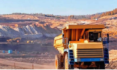 Solo las entidades territoriales y contratistas de obra pública pueden solicitar autorización temporal para construir y mejorar vías, permitiendo el uso de materiales de predios vecinos bajo normas ambientales: ANM