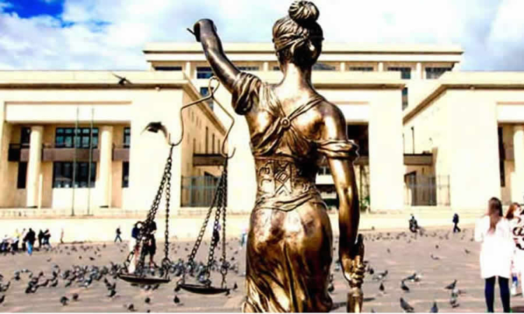 No se desconoce el derecho a la igualdad en el ámbito penitenciario, acceder al permiso de hasta 72 horas a personas que hayan cumplido al menos el 70% de la pena, tratándose de delitos de competencia de jueces penales del circuito especializado