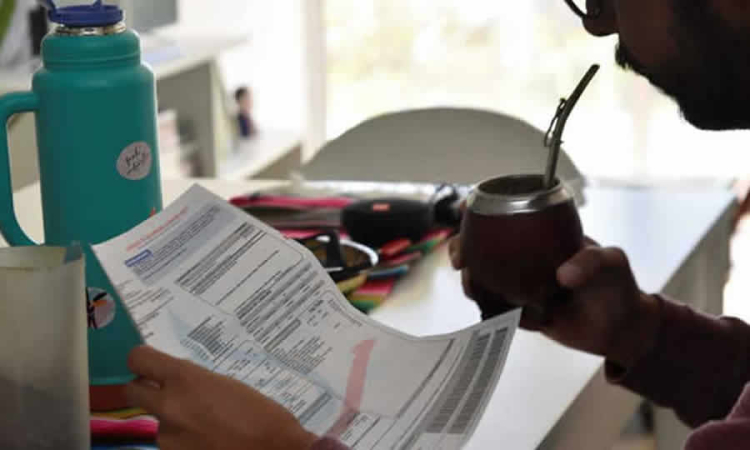 Solo de forma excepcional, los prestadores podrán efectuar el cobro del consumo empleando los mecanismos contemplados en la Ley, esto es, por promedio o por aforo: SSPD